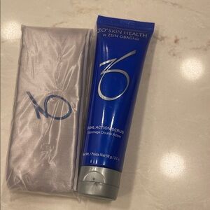 ZO Skin Health Dual Action Scrub